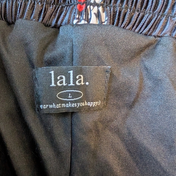 Dressed In Lala Plisse Tiger Pants - Picture 7 of 12